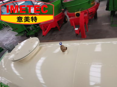 液態(tài)施肥噴灑車(chē) 9YPF-X液態(tài)拋肥車(chē)(圖3)